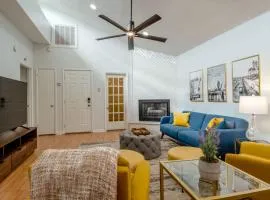 Pet Friendly - Convenient Location