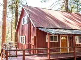 Red House - Minutes to Shaver Lake