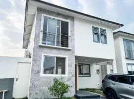 Casa de Lujo, Parking, Piscina, Gym, Juegos