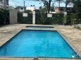 Apto c piscina e WiFi no coração de Colina de Laranjeiras