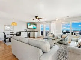 7041 - Toes in the Sand