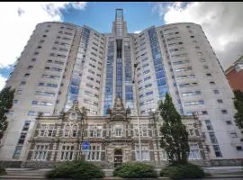 Cardiff Central Luxury Apartment 2 bed, whit Free parking