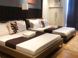 Novotel Twin Bed at Mandaluyong Near Makati FREE pool