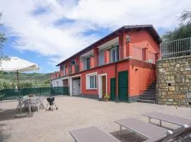 3 Bedroom Cozy Home In Imperia