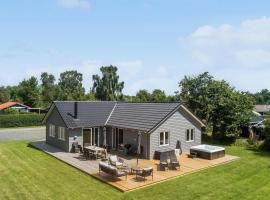 Gorgeous Home In Dannemare With Sauna, hotel in Dannemare