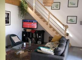 Chambre paisible proche Centre Ville, hotel v destinaci Saint-Yrieix-sur-Charente
