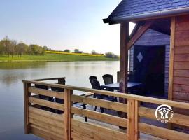Chalet la Tanche, hotel i Villiers-Charlemagne