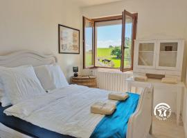 Gîte Lign' Du Bois, 7 personnes、Lesboisのホテル