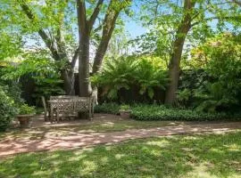 Stylish Apartment, Malvern East