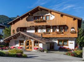 Hotel Garni la Stua: Selva di Cadore'de bir otel