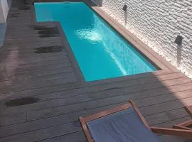 Casa grande y céntrica con piscina en zona peatonal