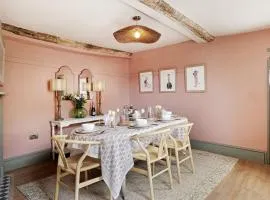 The Barley Apartment at Cowley House