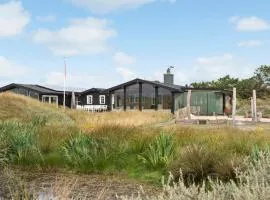 Amazing Home In Fanø With Sauna