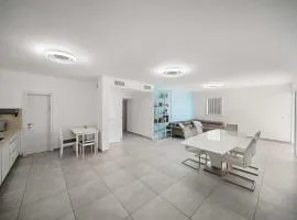 Stunning Sea View 3BDR With Terrace By Isrentals