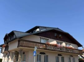 Hotel Four Seasons, hotel v destinaci Samokov