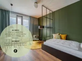 Black F House - Serviced Apartments