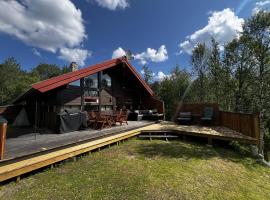 Cozy cabin on Geilo with jacuzzi, 5 min to ski slopes, hotel in Geilo