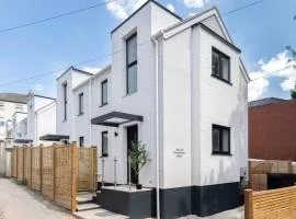 Stylish home in the heart of Cheltenham