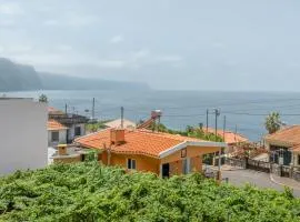 Coastal São Vicente Mountain & Sea View Hideaway with Free Parking