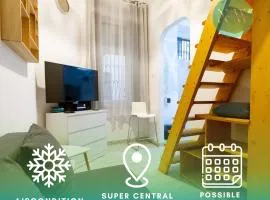 Swarz's Downtown Apartment by NW