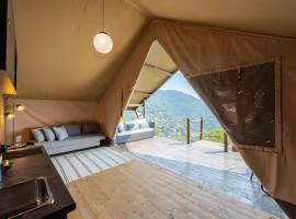 Glamping Piscina - Vista Mare - Free Parking - AC, camping de luxo em Ruta