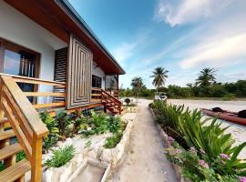 Hidden Gem Oceanfront Private Estate By Alom, hotel v destinaci San Pedro