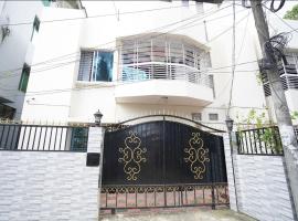 Alom Manzil - 4 Bedroom Family Home, hotel in Sylhet