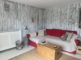 Isle 2-Bed Retreat- Sleeps 4 Garden & Games Room