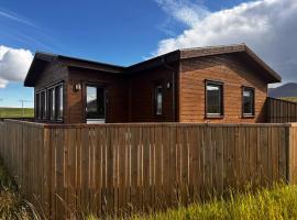 Lakeside Lodge at Sindrastaðir, lodge ở Lækjamót