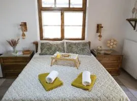 White Memories boutique home