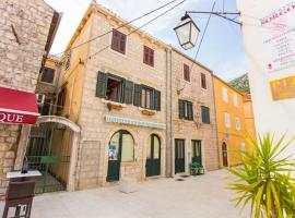 Apartments Villa Sol, guest house in Ston