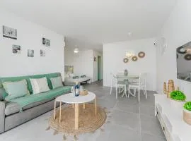 Home Holidays 423