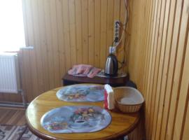 У Бойка, Hotel in Postoyatka