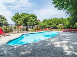 Landing Apartments - South San Antonio