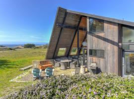 Pet Friendly & Private Hot Tub, hotel v destinaci Sea Ranch