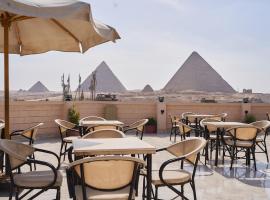 RZ Pyramids view Hotel, hotell i Kairo