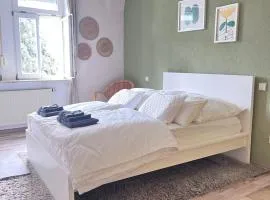 Stylish apartment mit Bachblick