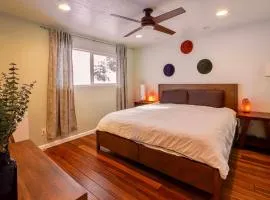 Tahoe Trail Retreat - Steps from the TRT