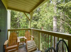 Enjoy Forest Views Retreat at Kingswood Village, hotel in Kings Beach