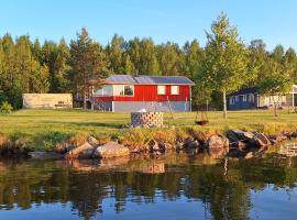 Lakeview Houses Sweden - Red House, ξενοδοχείο σε Svärdsjö