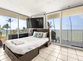 Amazing Beachfront Condo with AC