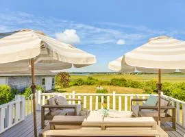 Serene Coastal Getaway in Little Compton!