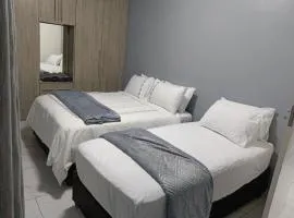 Crompton Apartment 786