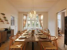 Huge Royal Luxury Apt with Private Balcony