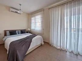 Thalassa See View Studio