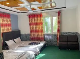 Orophile Nest And Resturent