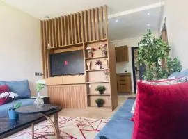 Bel appartement avec vue piscine, jardin & mer