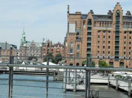Ferienhaus Robinson im Feriendorf Altes Land direkt an der Elbe, hotel di Hollern-Twielenfleth