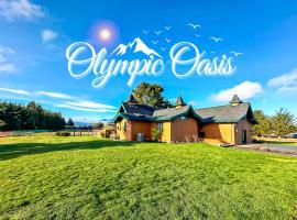 Olympic Oasis Tranquil Retreat Near Dungeness Wildlife Refuge Hot Tub, Hotel in Sequim