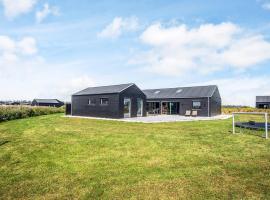5 star holiday home in Løkken-By Traum, hotel i Løkken